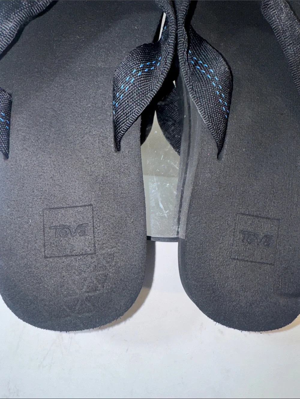 Teva Men's Mush II Black Foam Strap Flip Sandals - Size 11